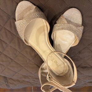 Me Too Women's Sparkling Heels - Champagne